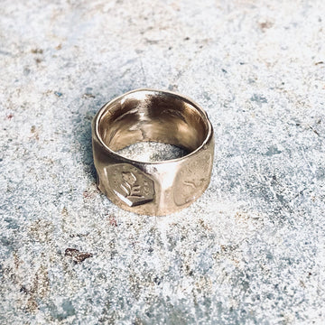 Intaglio Ring - Gold