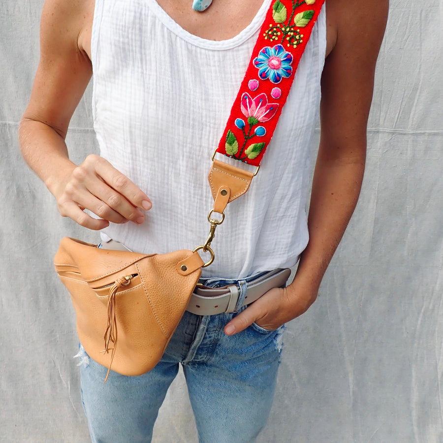 Fannypack w/ Red Flower Strap - Natural