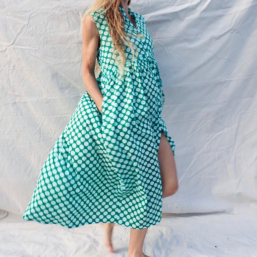 Sleeveless Cotton Buttondown Dress - Green Dot