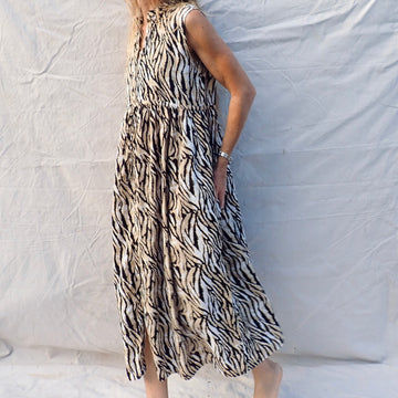 Sleeveless Cotton Buttondown Dress - Tiger Print