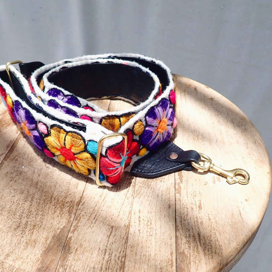 Pellen Vintage flower strap