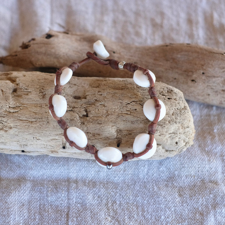 TML2384 Puka Bracelet
