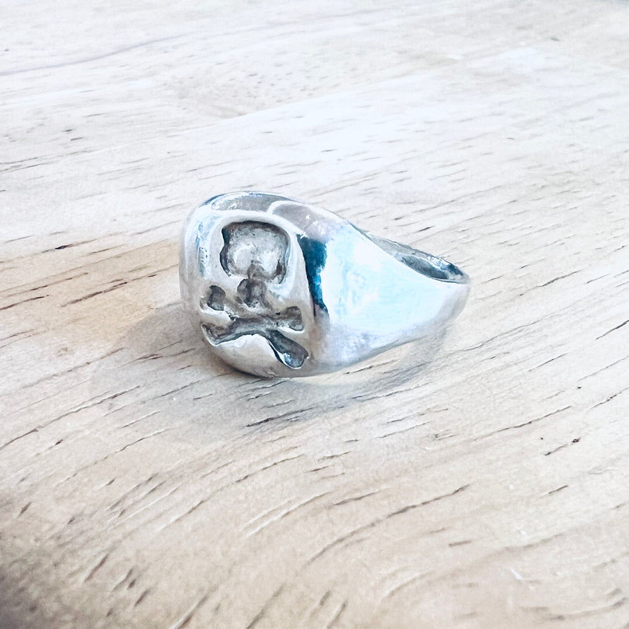 Skull Ring - Sterling