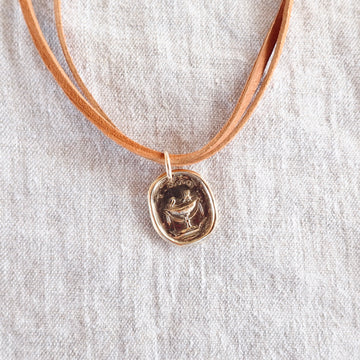 Amite Coin - Yellow Gold