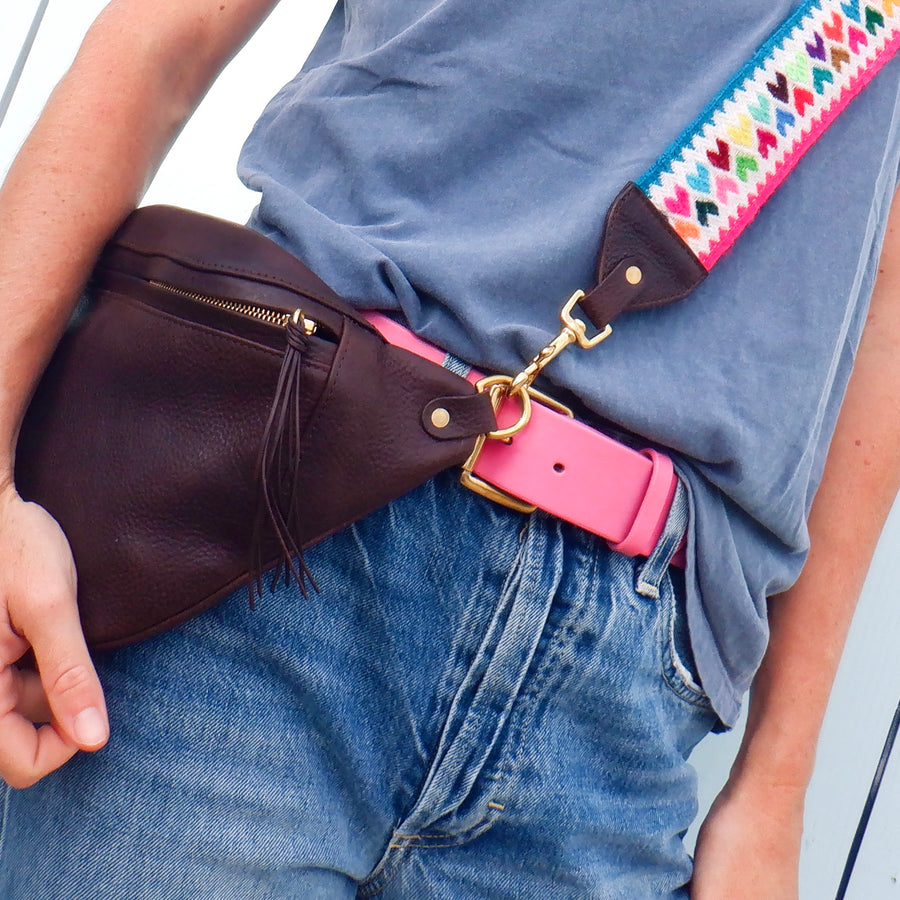 Fanny pack w/ hearts strap-waxed brown
