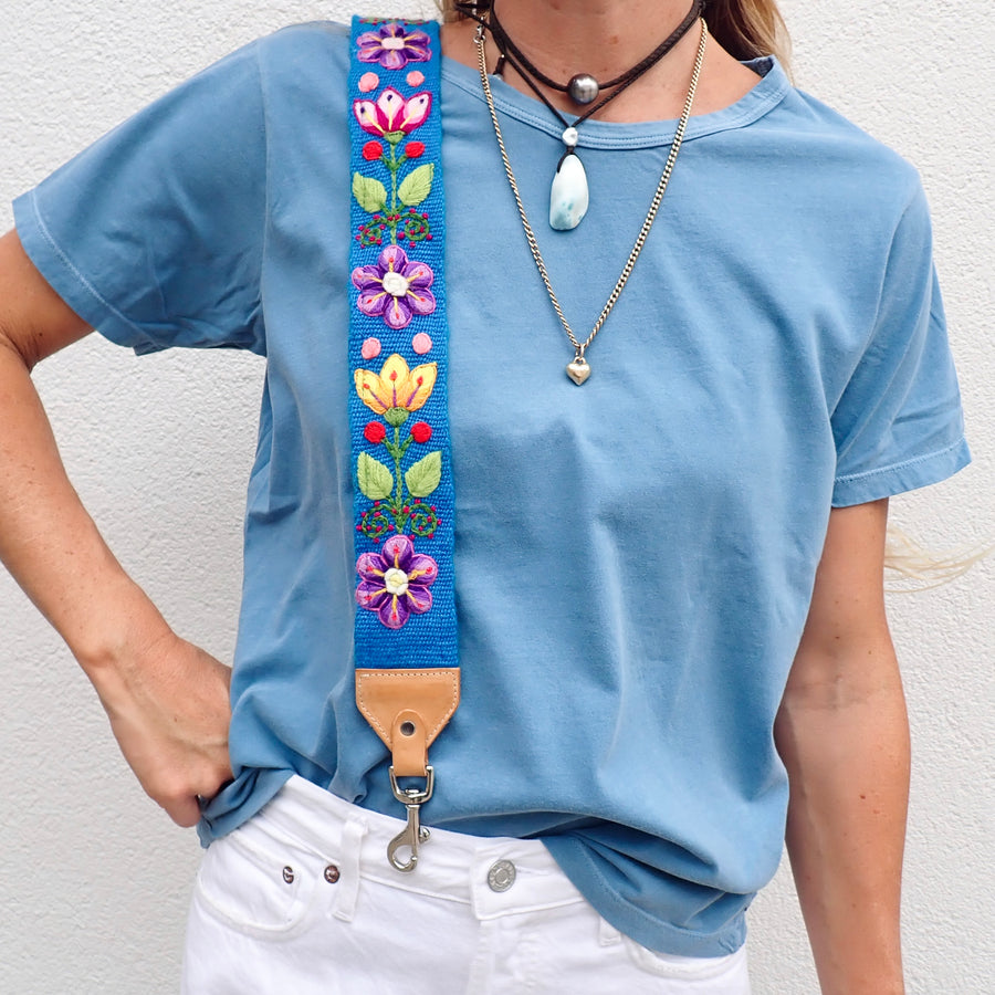 Vintage flower strap - blue/natural