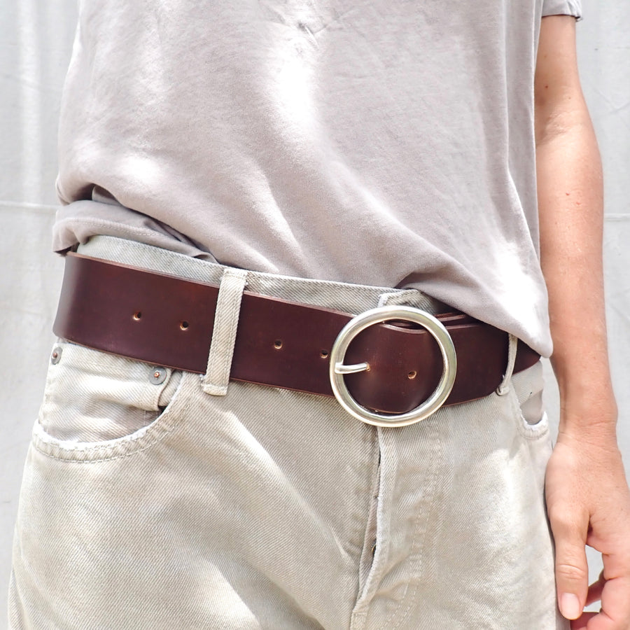 Belt w Large Round Buckle - Sterling Silver/Brown