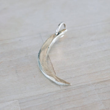 Crescent Moon IS - Gold